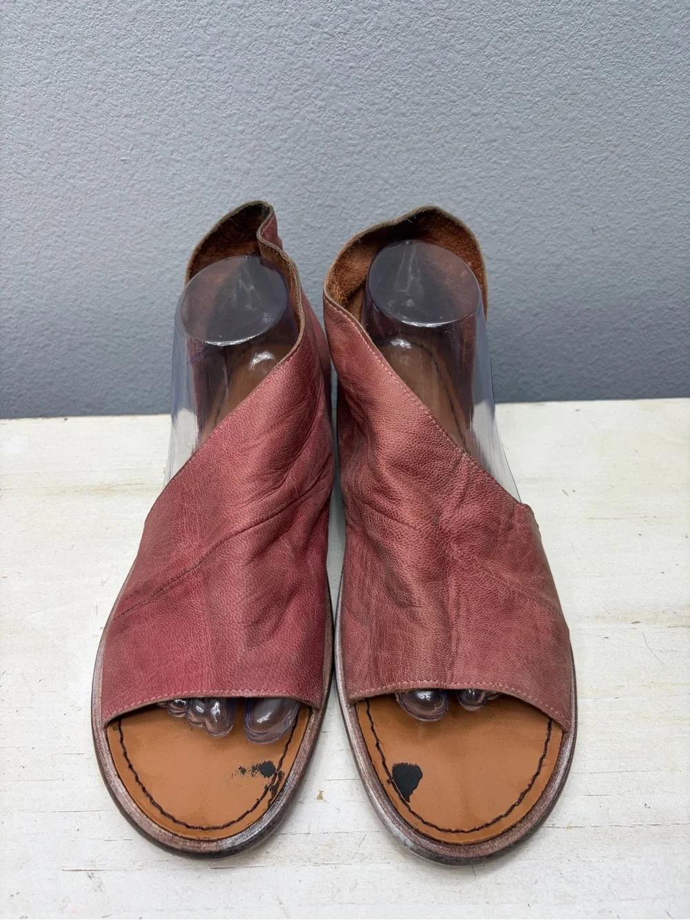 Free people Red Leather Mont Black Sandals Size 41
